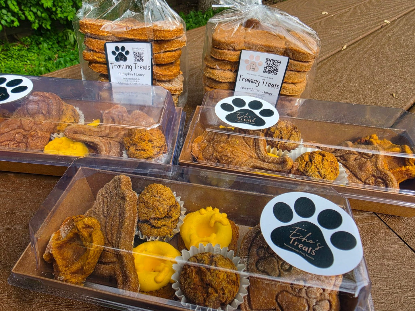 Paw-cuterie board
